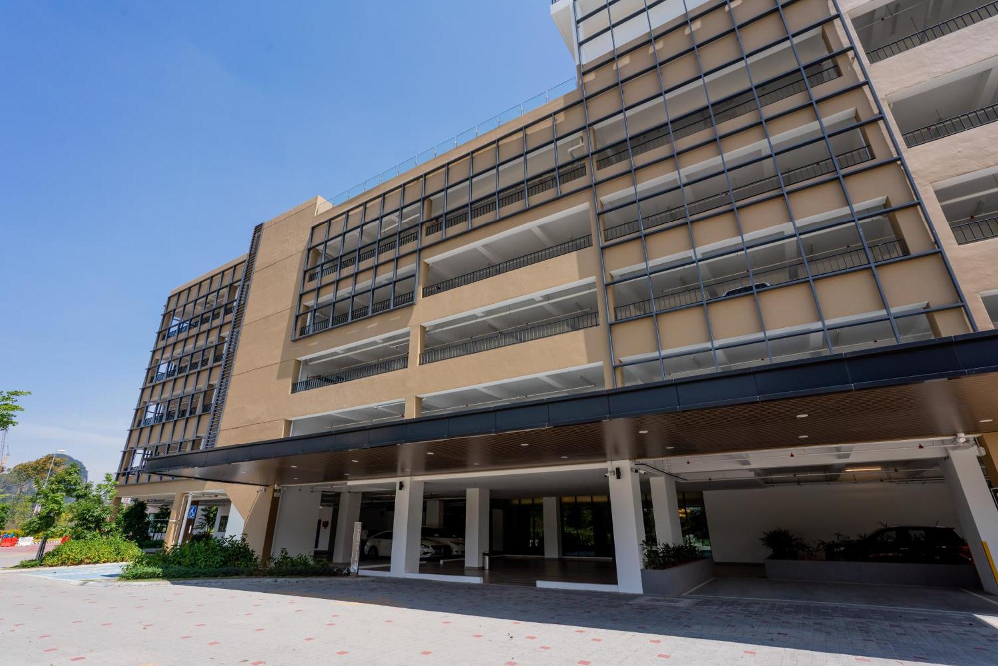 Ipoh Lost World Sunway Onsen Mina 3r2b 8pax Apartment Tambun