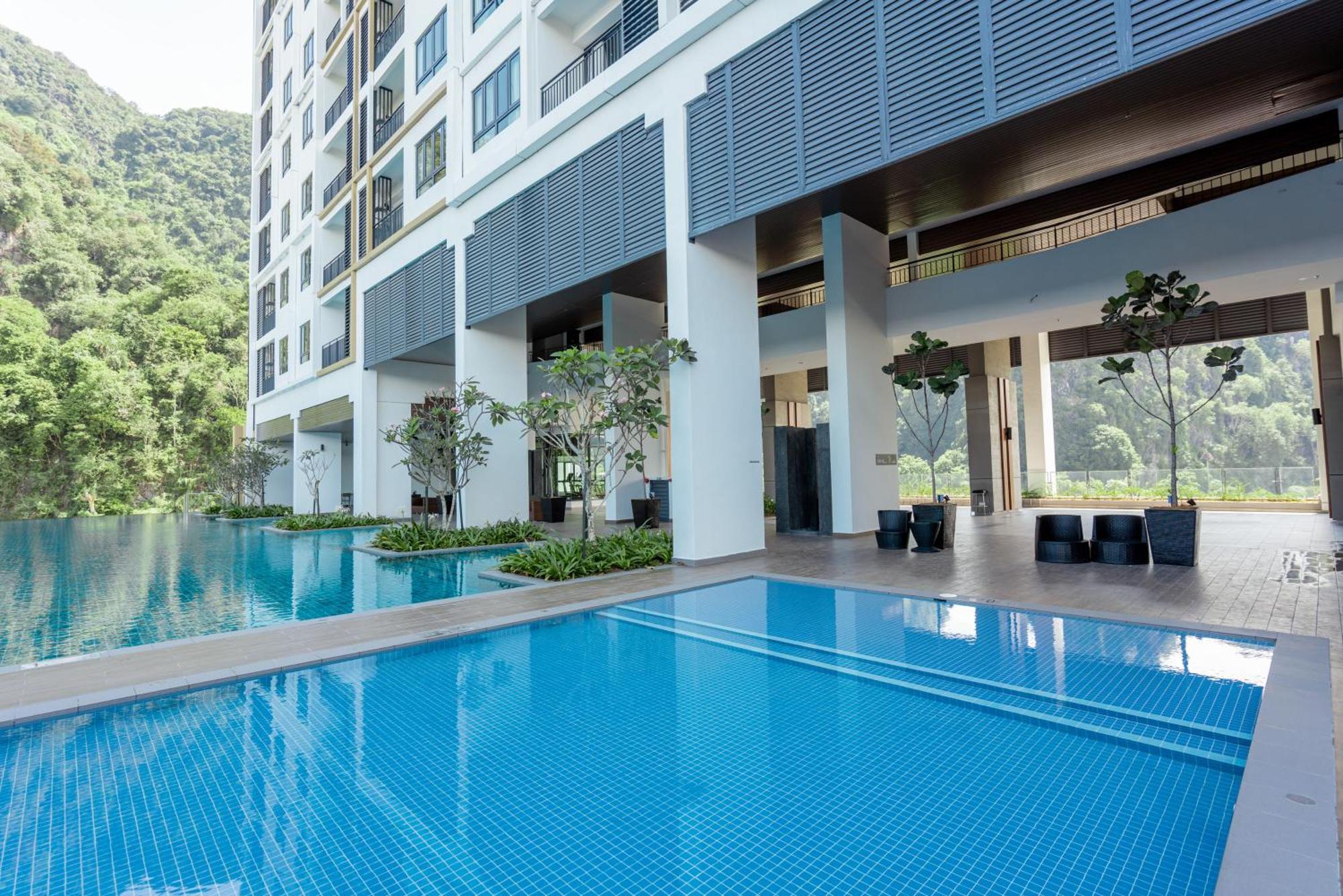 Ipoh Lost World Sunway Onsen Mina 3r2b 8pax